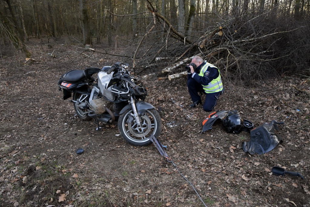 Schwerer VU Krad Fahrrad Koeln Porz Alte Koelnerstr P258.JPG - Miklos Laubert